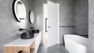 Read more about the article کدام درب ها مناسب سرویس بهداشتی و حمام هستند؟